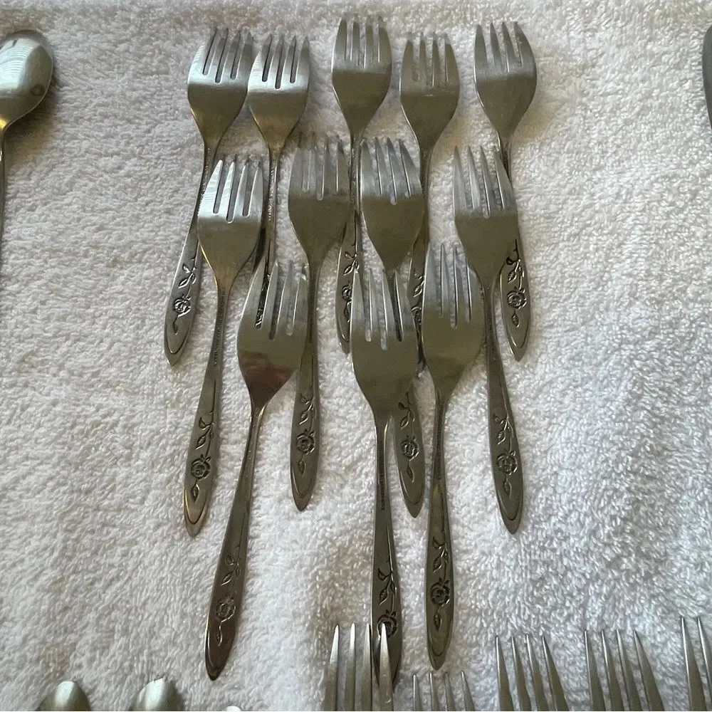 Vintage Oneida Community Stainless My Rose Collection Serving and Flatware